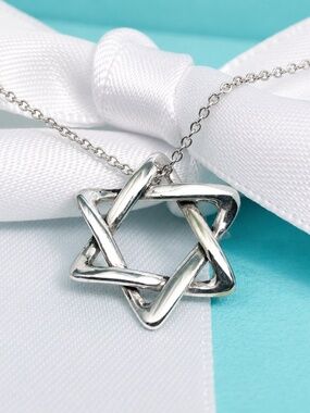 Vintage Tiffany & Co. Star of David Necklace – Sterling Silver 16” Box